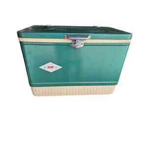 Vintage Coleman Green Cooler  -  Diamond Series